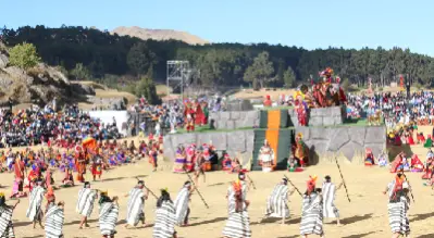 Saqsayhuaman: El Centro Arqueológico en Cusco que Alberga el Escenario Principal del Tercer Acto del Inti Raymi 2024
